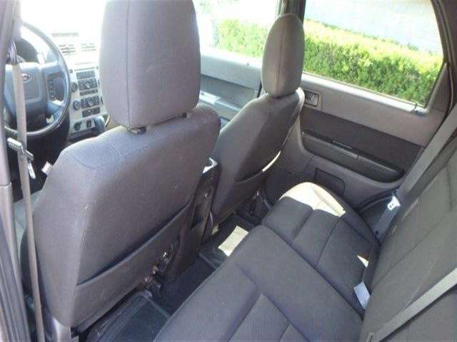 2009 Ford Escape XLT 4dr SUV V6